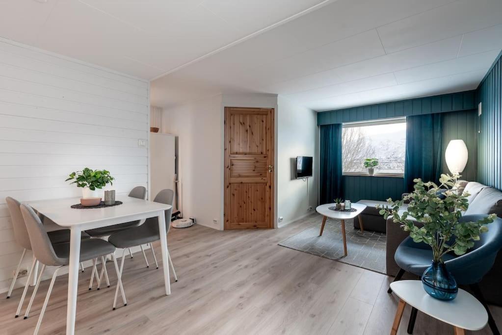 Modern Apartment In The Center Of The Island ترومسو المظهر الخارجي الصورة